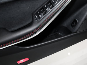 2017CLA 220 4MATIC ǰTg