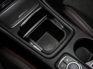 2017CLA 220 4MATIC g