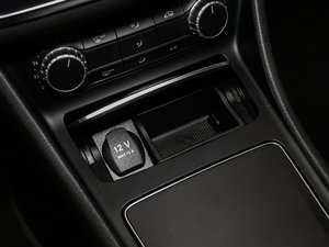 2017CLA 220 4MATIC g