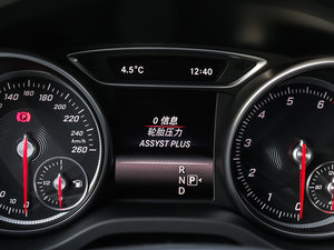 2017��CLA 180 �п؅^