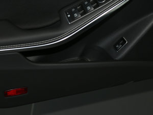 2017Ŀ CLA 200 Ӹ ǰTg