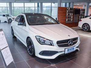 2017款CLA 260 4MATIC 整体外观