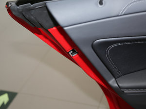 2017Ŀ CLA 260 4MATIC g