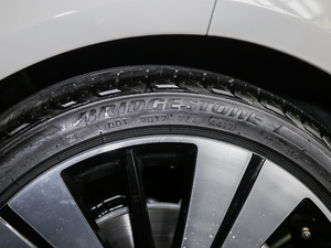 2017Ŀ CLA 200 r ݆̥Ʒ