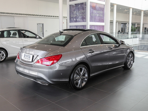 2017款改款 CLA 200 动感型 整体外观