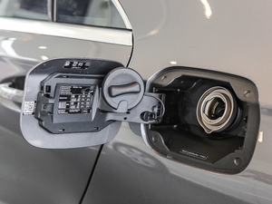 2017��Ŀ� CLA 200 �Ӹ��� �������^