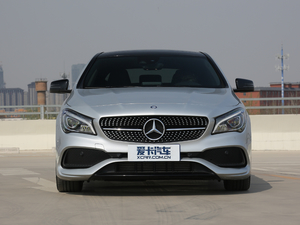 2017Ŀ CLA 220 4MATIC ^