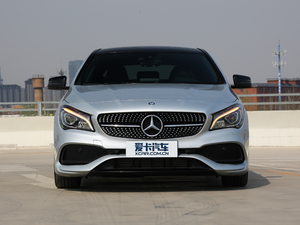 2017Ŀ CLA 220 4MATIC ^