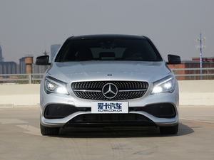 2017Ŀ CLA 220 4MATIC ^