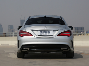 2017Ŀ CLA 220 4MATIC ^