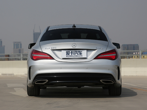 2017Ŀ CLA 220 4MATIC ^