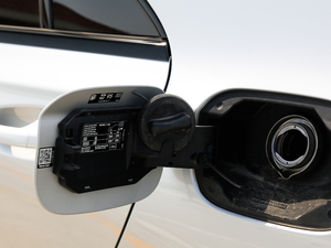 2017Ŀ CLA 220 4MATIC ^