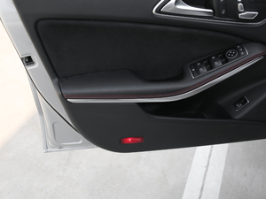 2017Ŀ CLA 220 4MATIC g