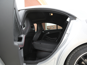 2017Ŀ CLA 220 4MATIC ηŵ