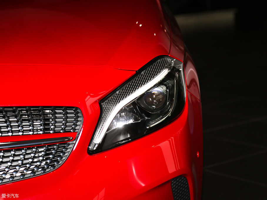 2017YA(M) A 200 Ӹ