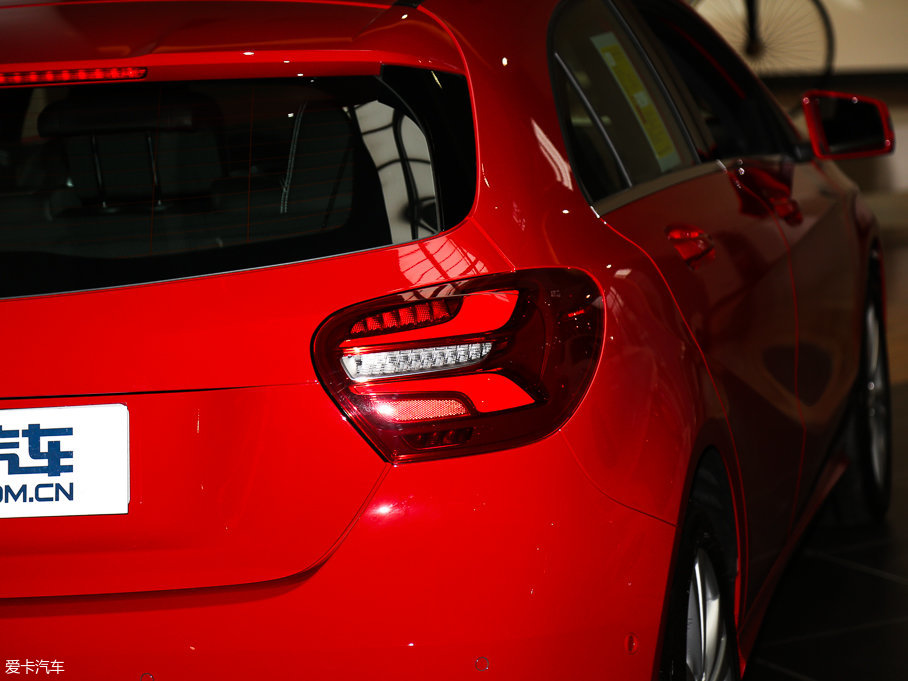 2017YA(M) A 200 Ӹ