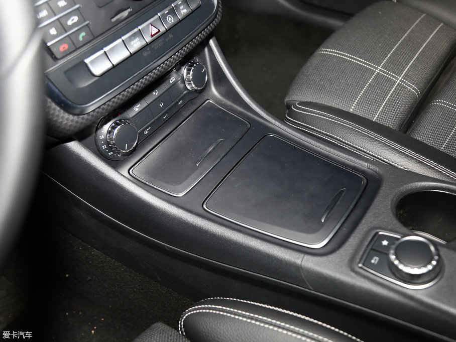 2017��YA��(�M��) �Ŀ� A 200 �r����