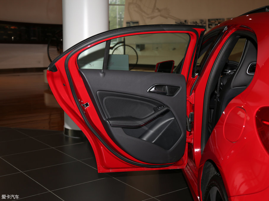 2017YA(M) Ŀ A 200 r