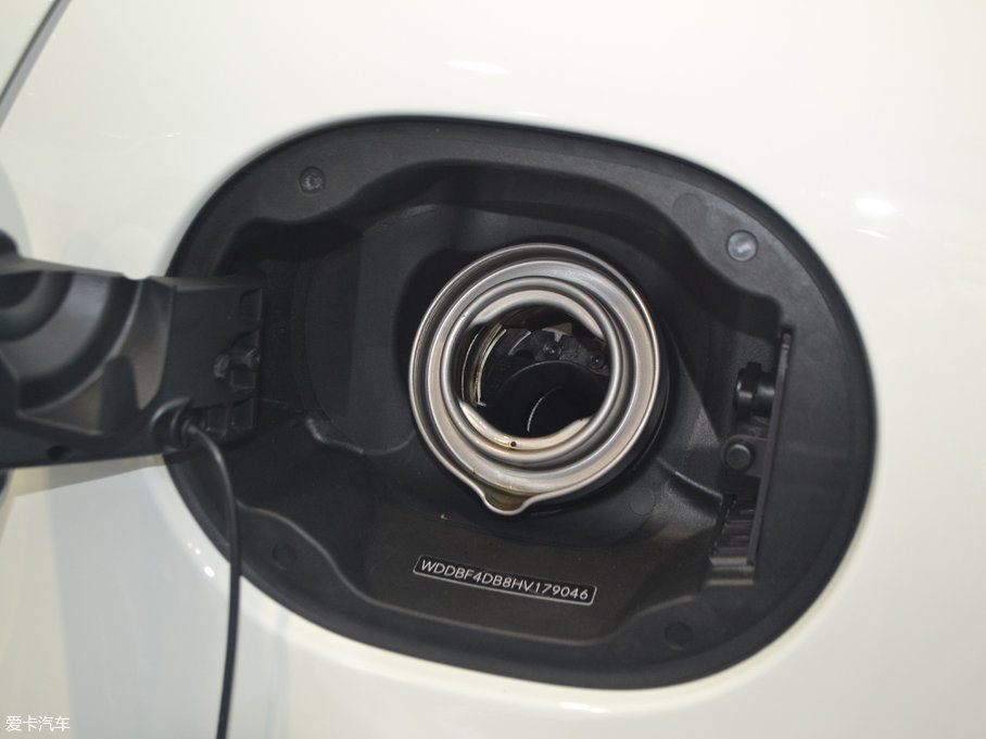 2017��YA��(�M��) A 200 �Ӹ���