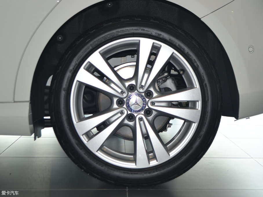 2017YA(M) A 200 Ӹ