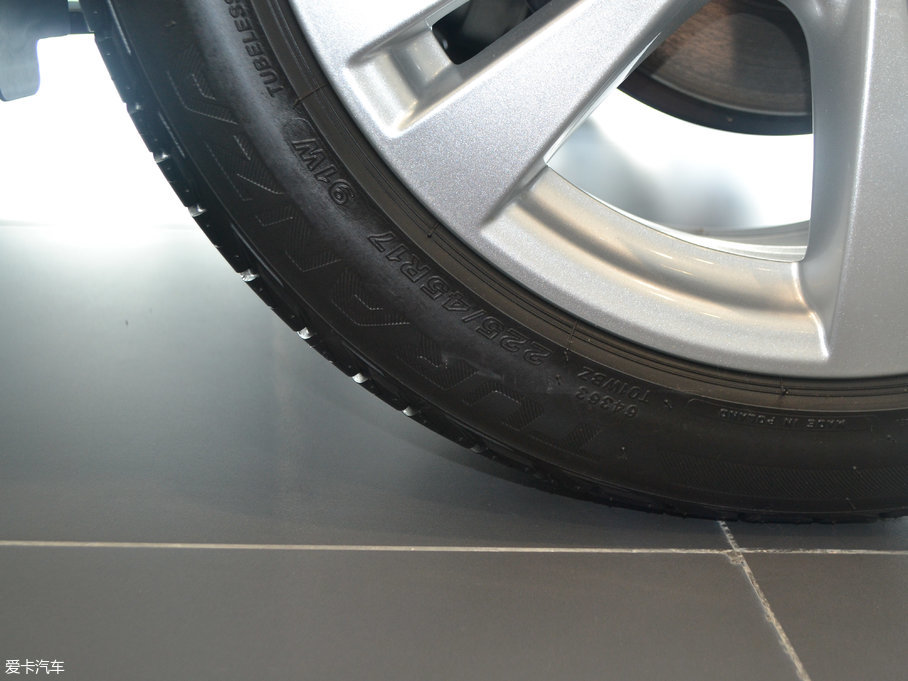 2017YA(M) A 200 Ӹ