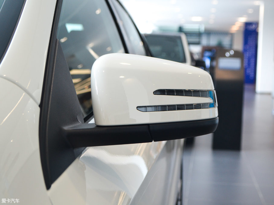 2017YA(M) A 200 Ӹ