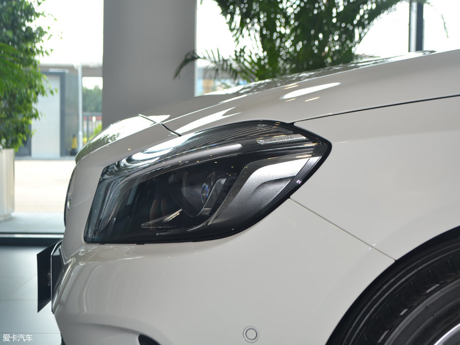 2017YA(M(jn)) A 200 Ӹ