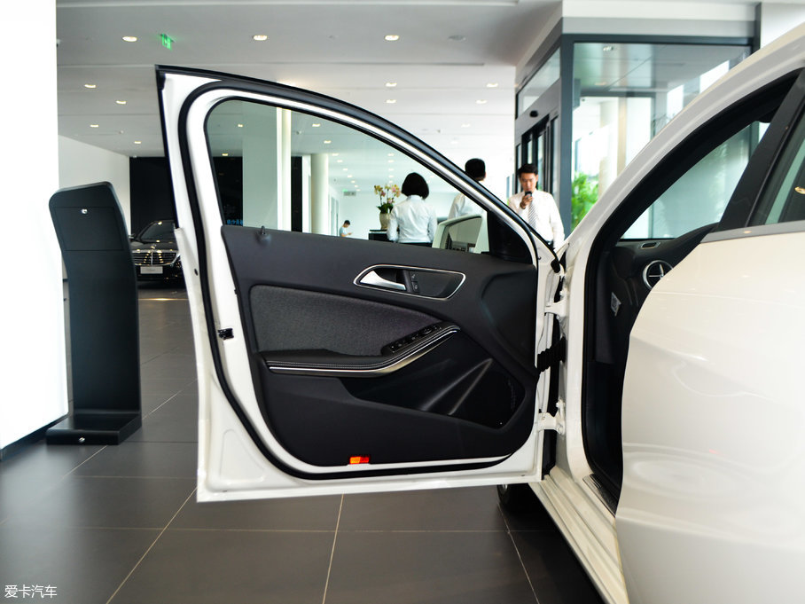 2017YA(j)(M(jn)) A 200 (dng)