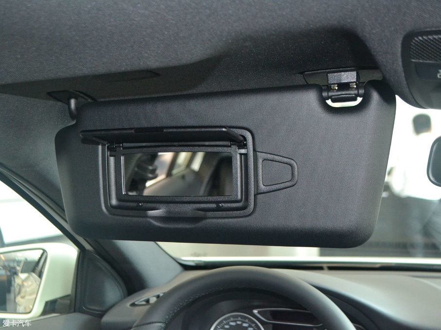 2017YA(M) A 200 Ӹ