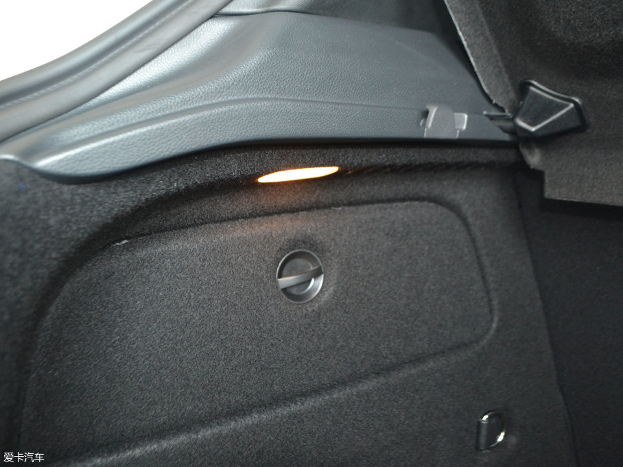 2017YA(M) A 200 Ӹ