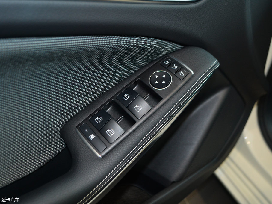 2017YA(M) A 200 Ӹ