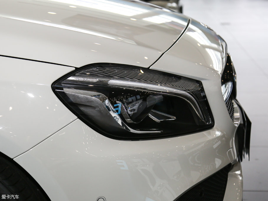 2017YA(M(jn)) A 200 O