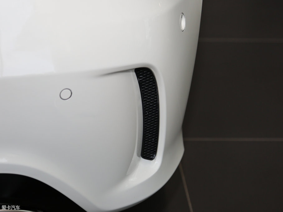 2017YA(M) A 200 O