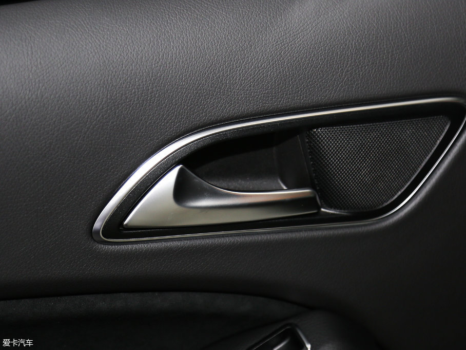 2017YA(M) A 200 O