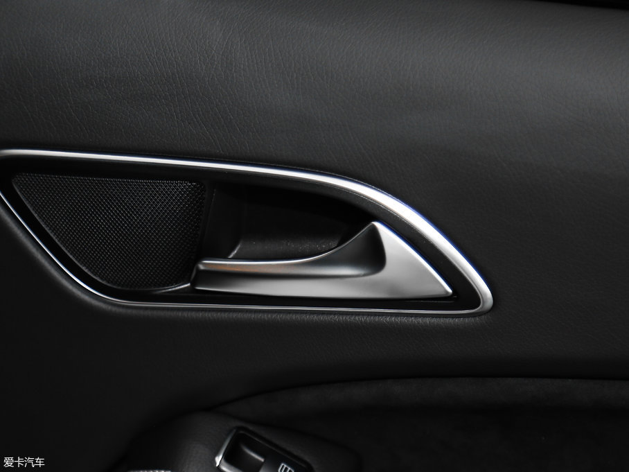 2017YA(M) A 200 O