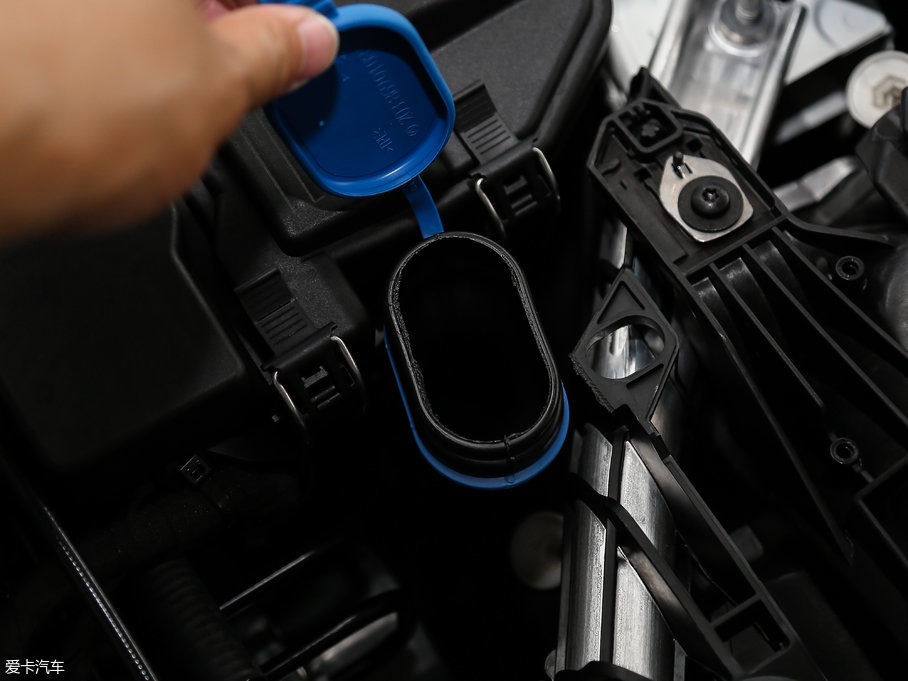 2017YA(M) A 200 O