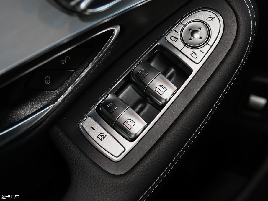 2017YGLCCoupe(M) GLC 200 4MATIC ISUV