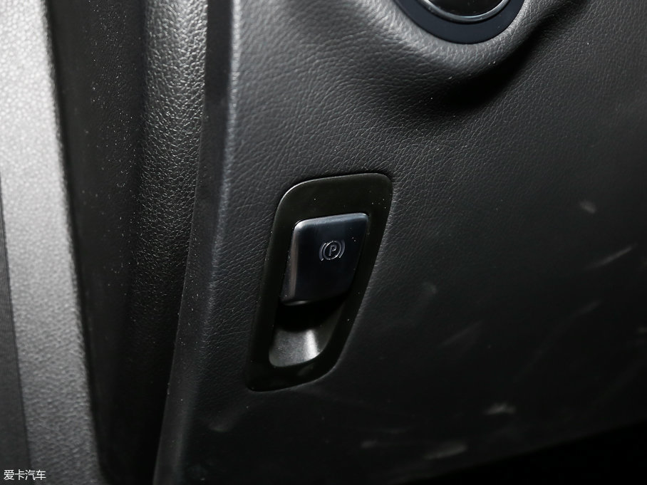 2017YGLCCoupe(M(jn)) GLC 200 4MATIC ISUV