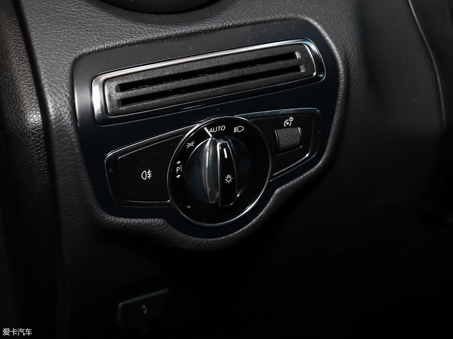 2017YGLCCoupe(M) GLC 200 4MATIC ISUV