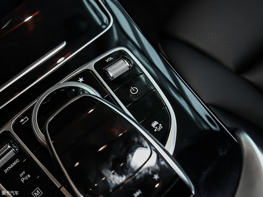 2017YGLCCoupe(M) GLC 200 4MATIC ISUV