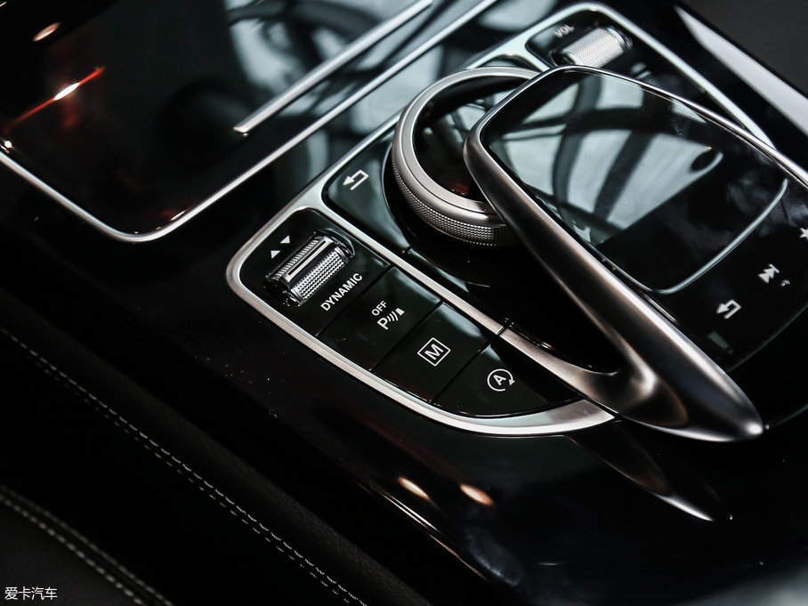 2017YGLCCoupe(M) GLC 200 4MATIC ISUV