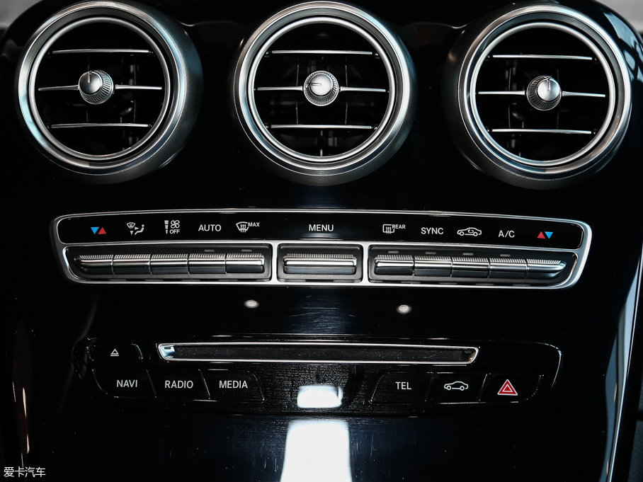 2017YGLCCoupe(M) GLC 200 4MATIC ISUV