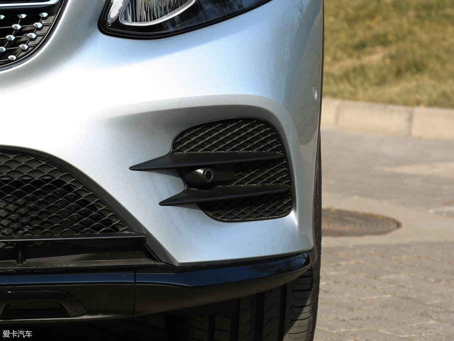 2017YGLCCoupe(M) GLC 260 4MATIC ISUV