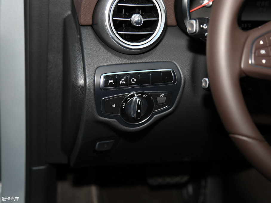 2017YGLCCoupe(M) GLC 260 4MATIC ISUV