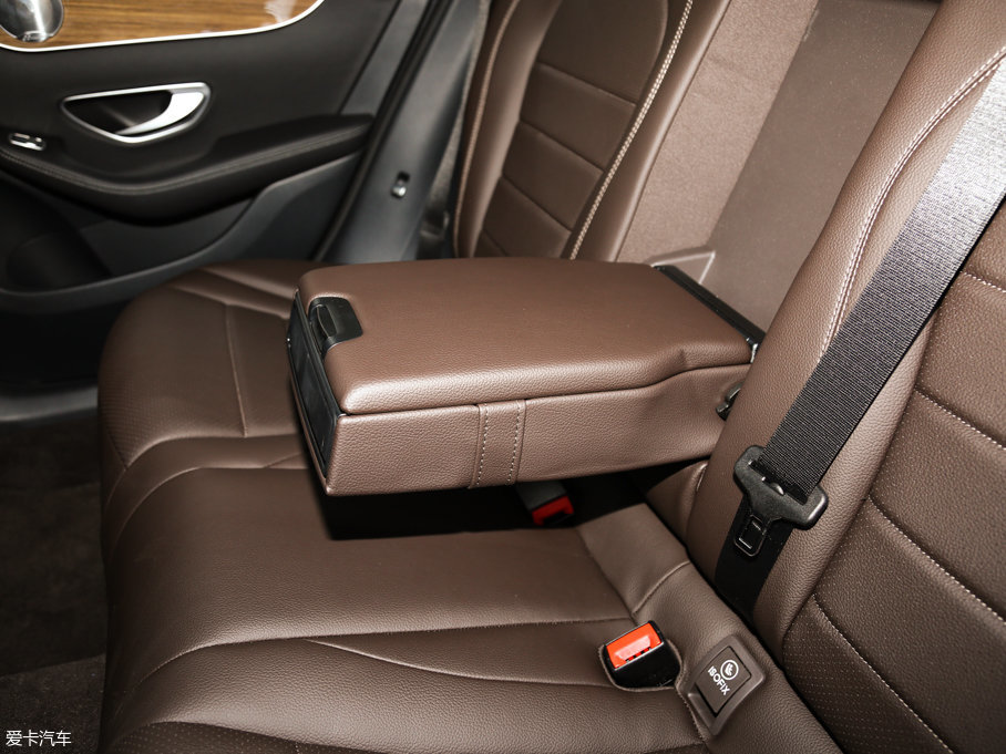 2017YGLCCoupe(M) GLC 260 4MATIC ISUV