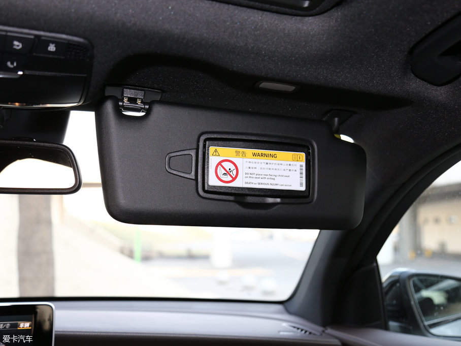 2017YGLCCoupe(M(jn)) GLC 260 4MATIC ISUV