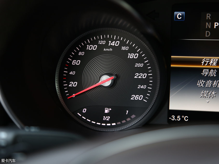 2017YGLCCoupe(M) GLC 260 4MATIC ISUV