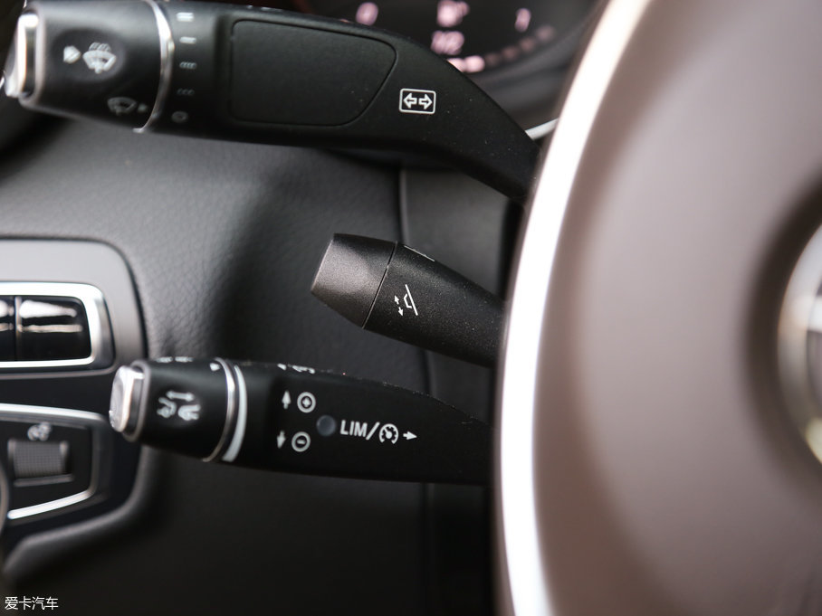 2017YGLCCoupe(M(jn)) GLC 260 4MATIC ISUV