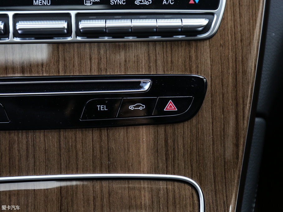 2017YGLCCoupe(M) GLC 260 4MATIC ISUV