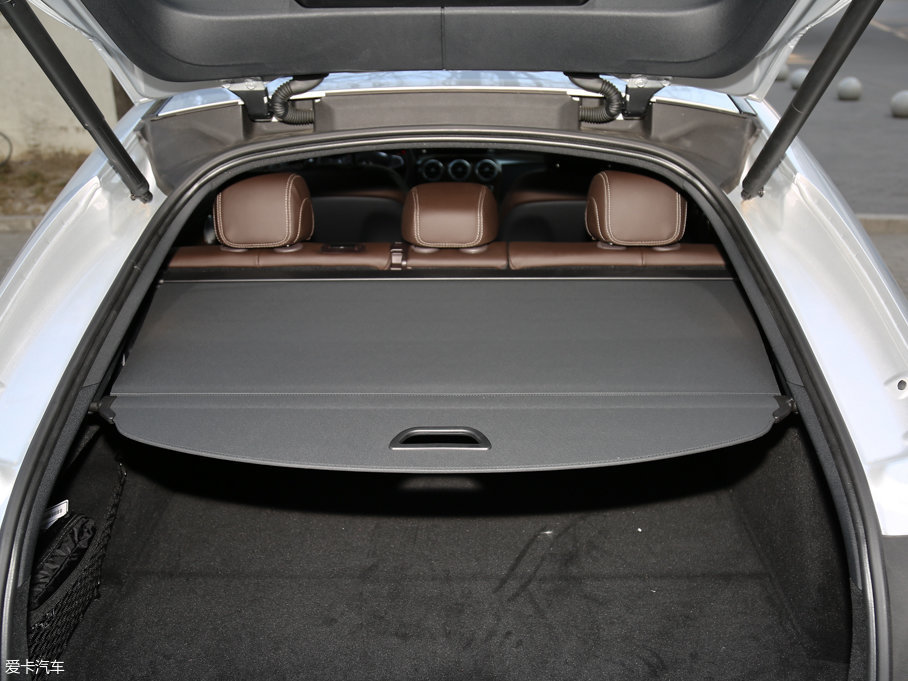 2017YGLCCoupe(M) GLC 260 4MATIC ISUV